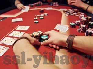 网吧 德州扑克-在网吧体验德州扑克的乐趣
